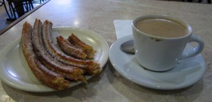 Churros y Chocolate